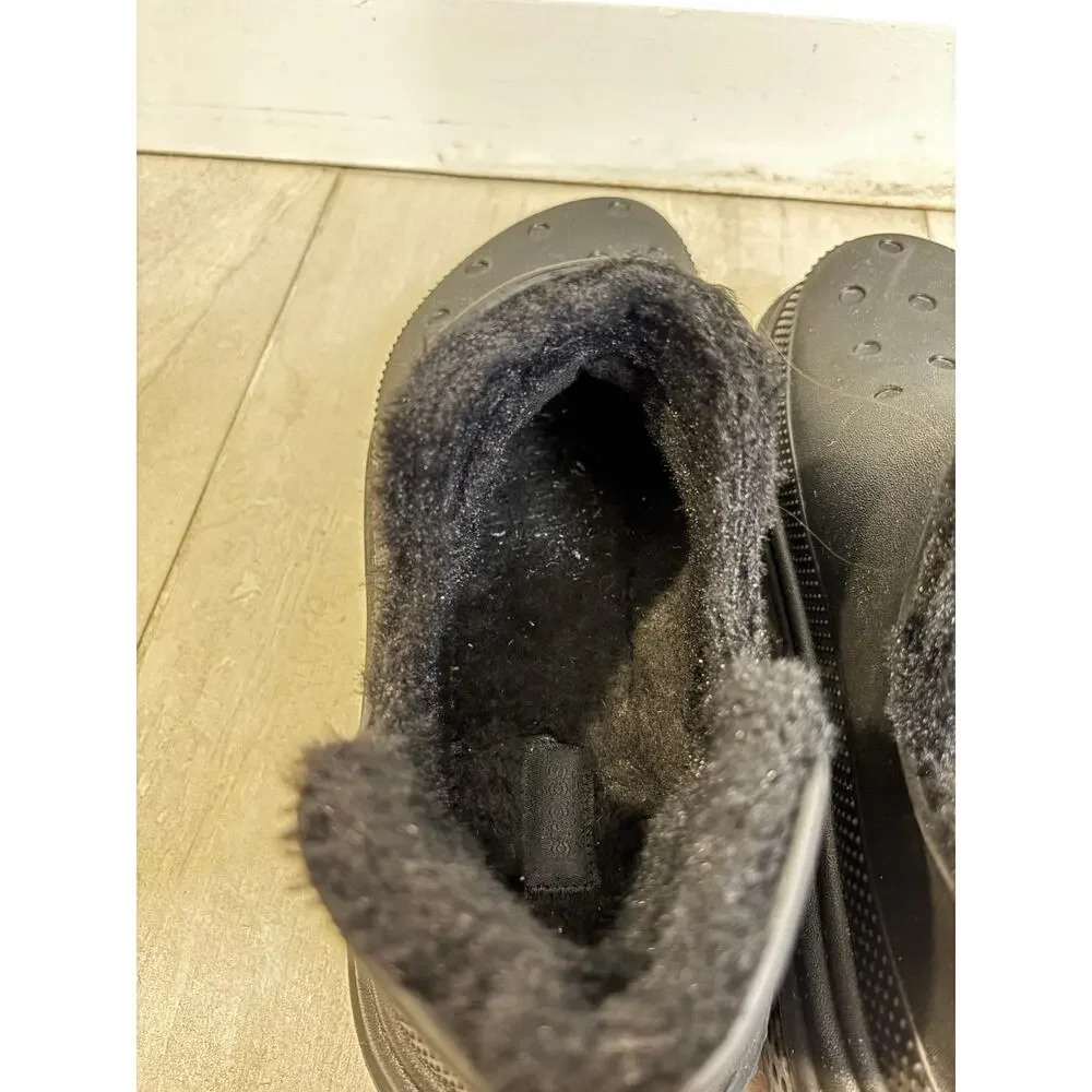 Crocs Boots M9 W11 Black Stomp Shorty Lined Chunky Platform Faux Fur Unisex